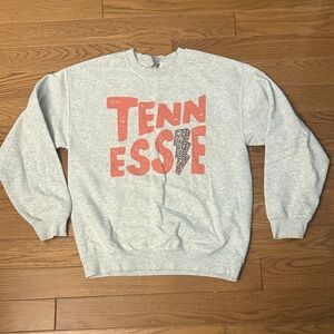 Gildan Gray Tennessee Graphic Women's Crewneck Sweater